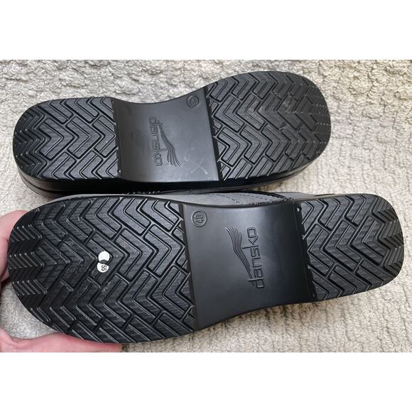 Dansko Gray Microbuck Nubuck Clogs Shoes Womens 40 US 10 NEW NWOB - Picture 9 of 10